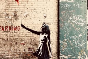 Genial disfraz de Banksy – Chica globo