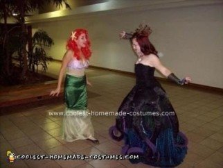 Idea casera de disfraz de bruja marina de Úrsula para Halloween