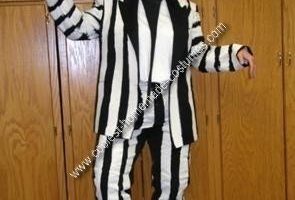La mejor idea de disfraz de Beetlejuice DIY