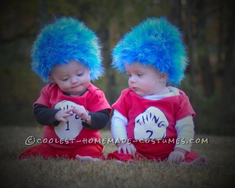 Los disfraces de bebé más chulos para las gemelas Thing 1 y Thing 2