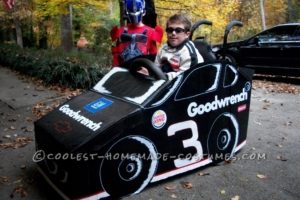 Traje para silla de ruedas «The Earnhardt #3» para William Joel de 7 años